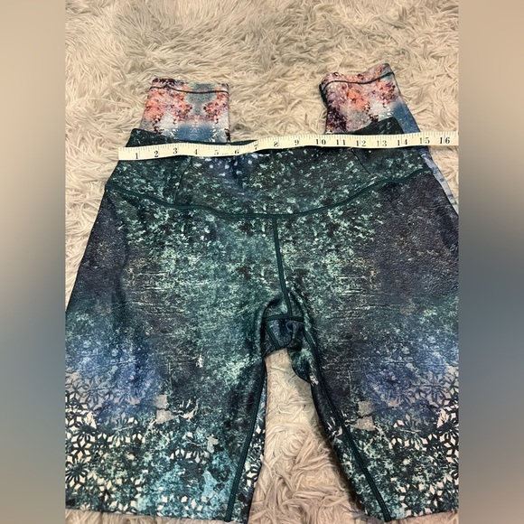 Calia by Carrie Underwood Leggings Size M - Picture 4 of 10